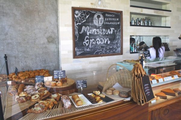 Monsieur Spoon Bali - Canggu Cafe