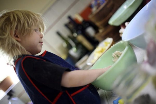 Family cooking class