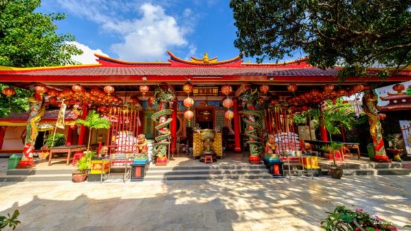 Vihara Dharmayana Temple in Kuta