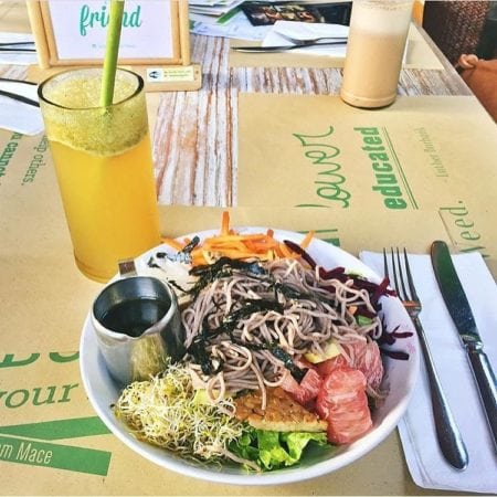 healthy food seminyak