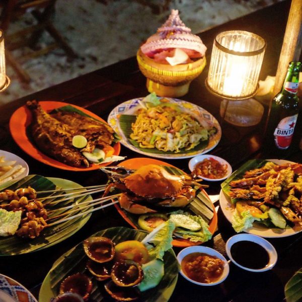 where to eat in Jimbaran - travel guide Bali