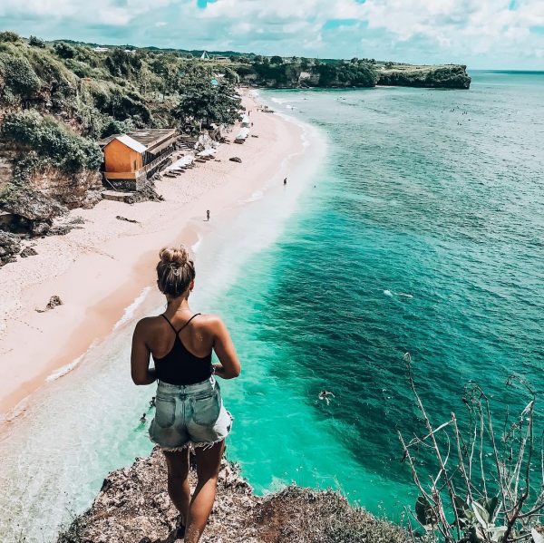 Villa-Finder.com - great beaches in Bali