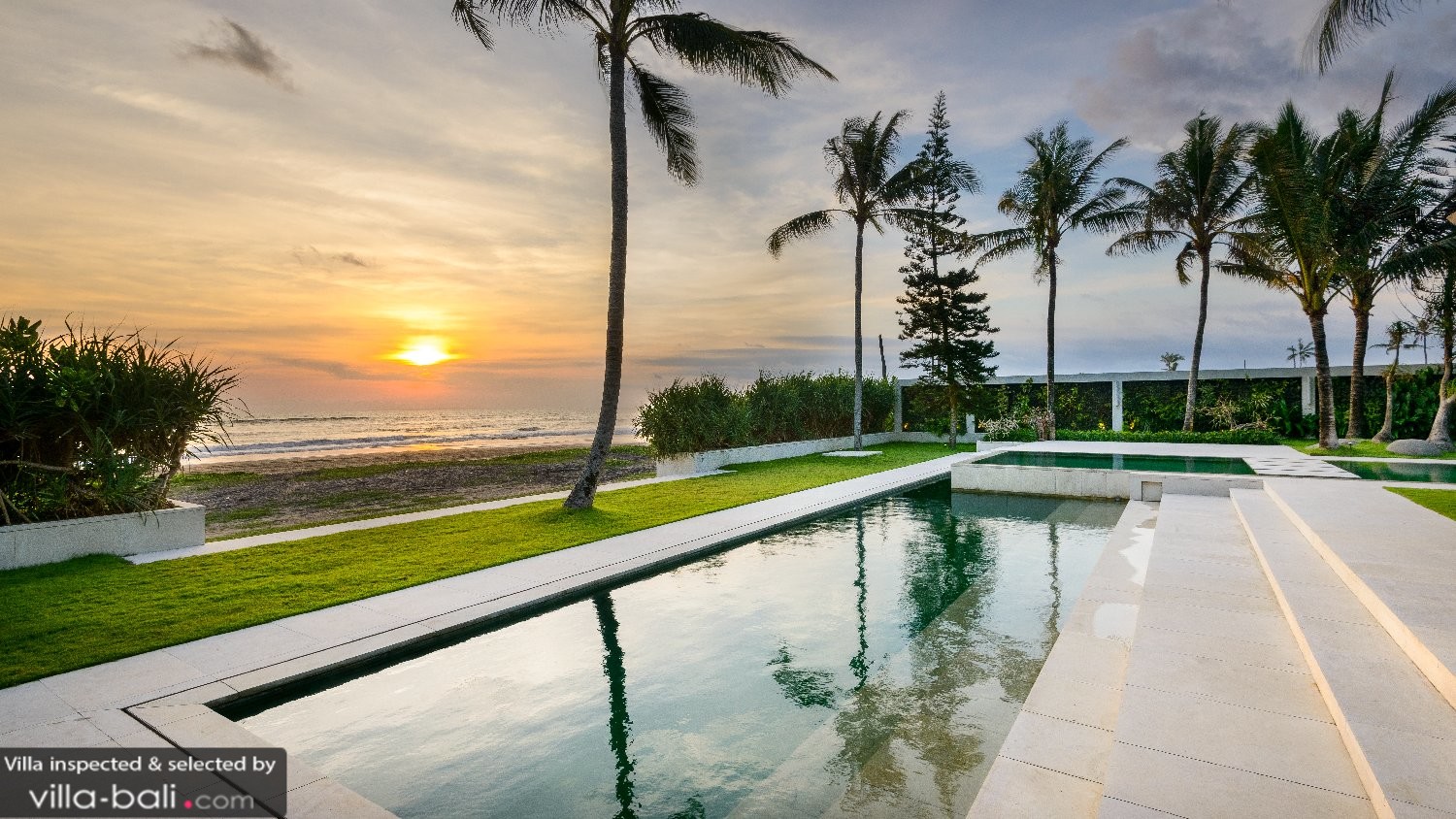 Villa Vedas - Bali villas with beach views