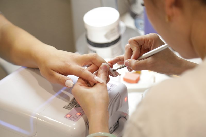 不能错过的长谷 30 家最佳餐厅! 5 Manicure and pedicure to make your nails look pretty.