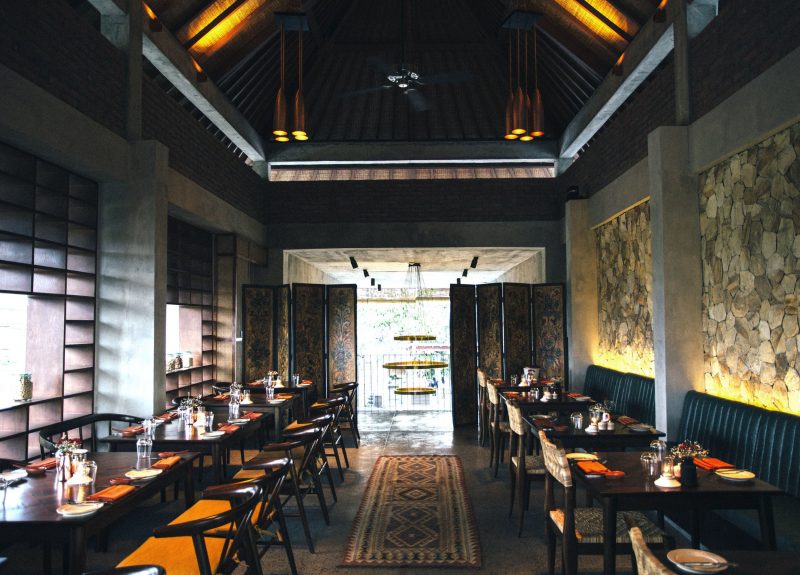 17 Restoran Terbaik di Ubud yang Wajib Kamu Coba 14 Rooftop restaurant in Ubud.