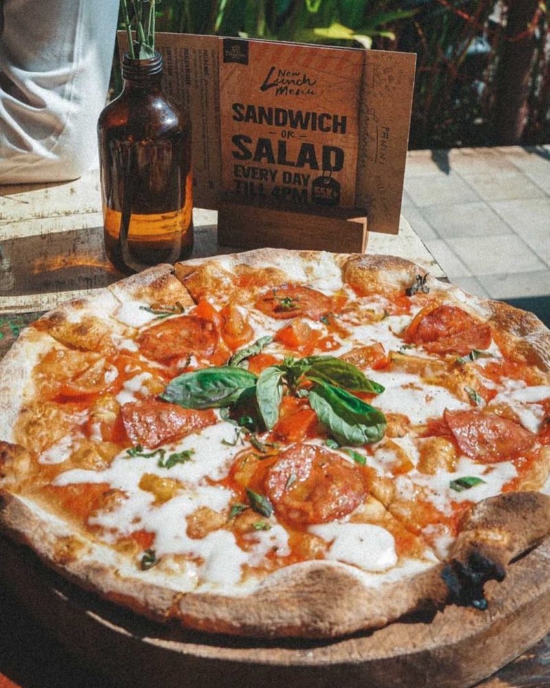 27 Best Restaurants in Canggu You Can’t Miss! 27 Cozy Italian restaurant in the heart of Canggu