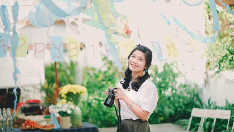 Captured beautiful moments on the birthday party by hiring a photographer