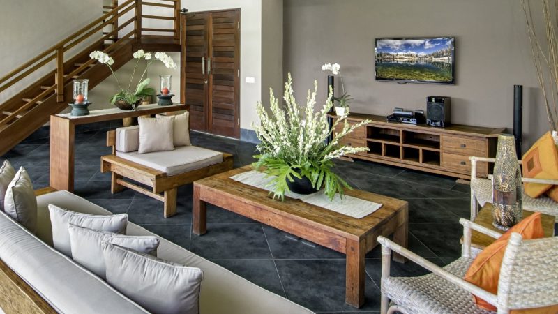 sit down and relax with your family, friends or loved ones in an open living area of villa m
