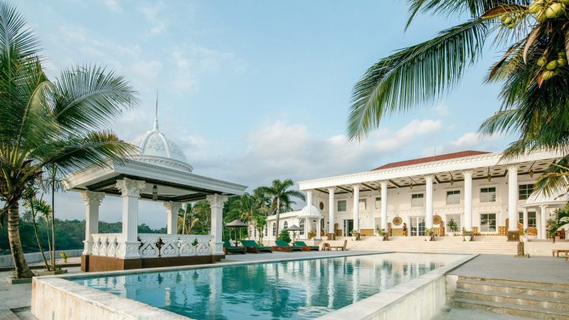 Beautiful and stunning beachfront villa in Tabanan