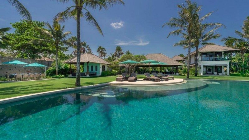 Bali beach villa