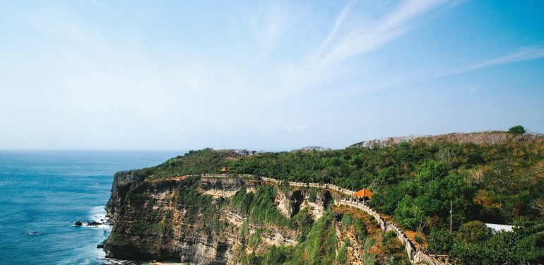 things to do in uluwatu