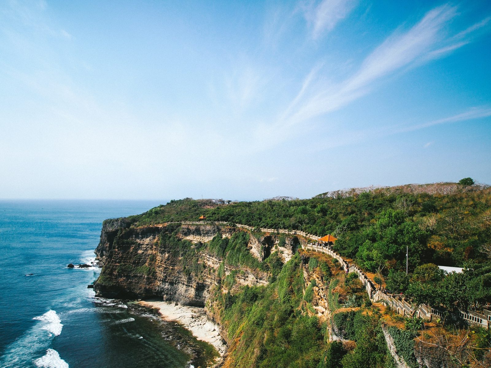 Things to do in Uluwatu: Visit Uluwatu Temple