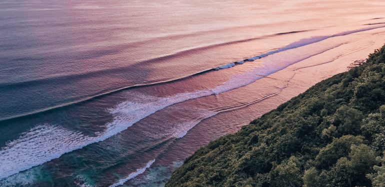 best restaurants in Uluwatu
