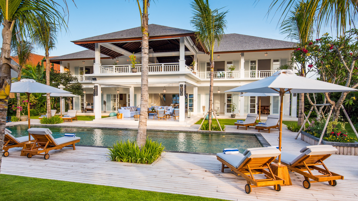 The front of Villa Marang