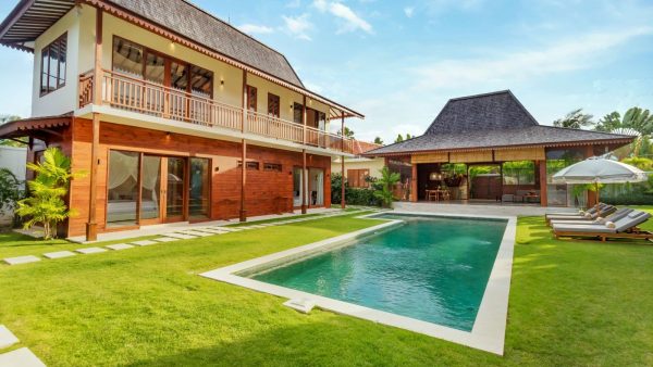 Villa Alea estate in Kerobokan